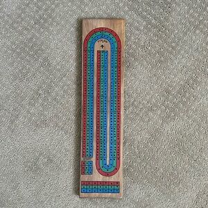 Vintage wooden cribbage board
